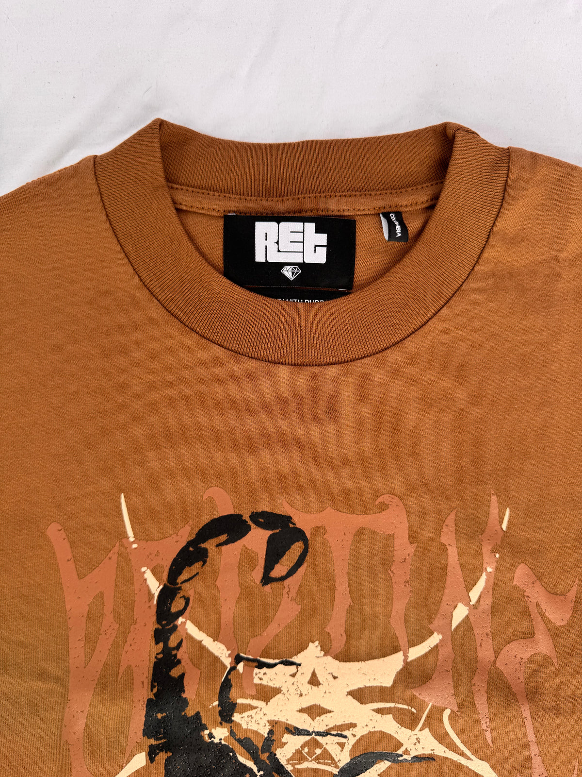 CAMISETA OVERSIZE KAKI