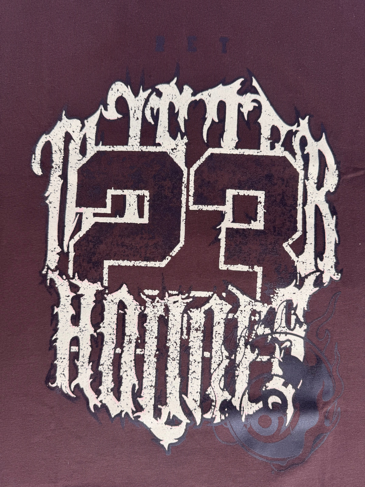 TANK / HOLLNES 23