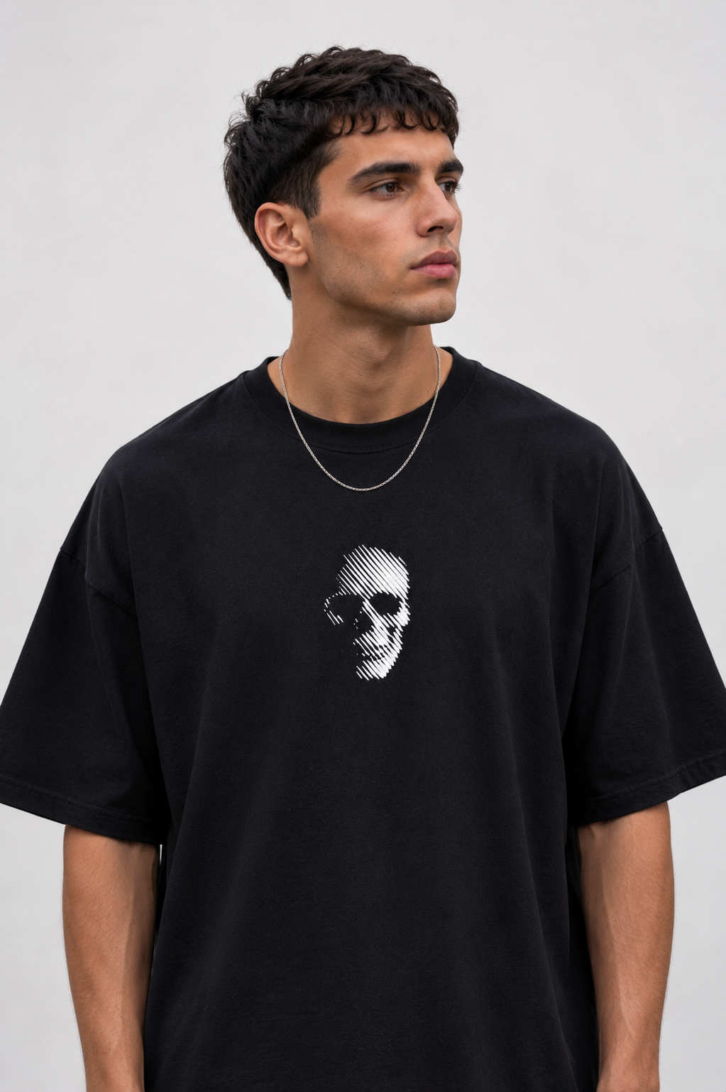 CAMISETA OVERSIZE NEGRA SKULL,