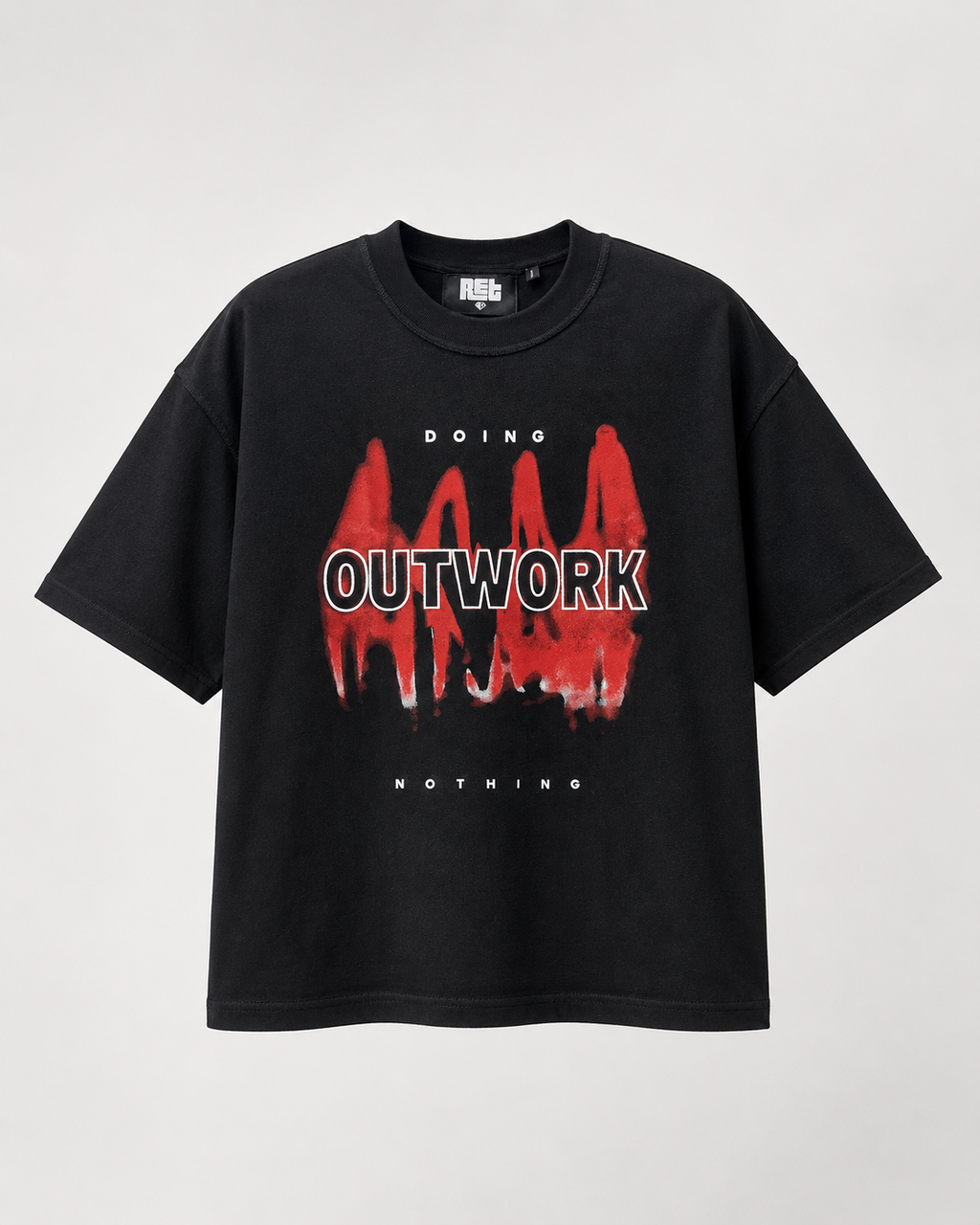 CAMISETA BOXY FIT NEGRA / OUTWORK