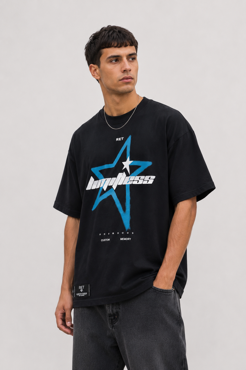 CAMISETA OVERSIZE NEGRA STAR.