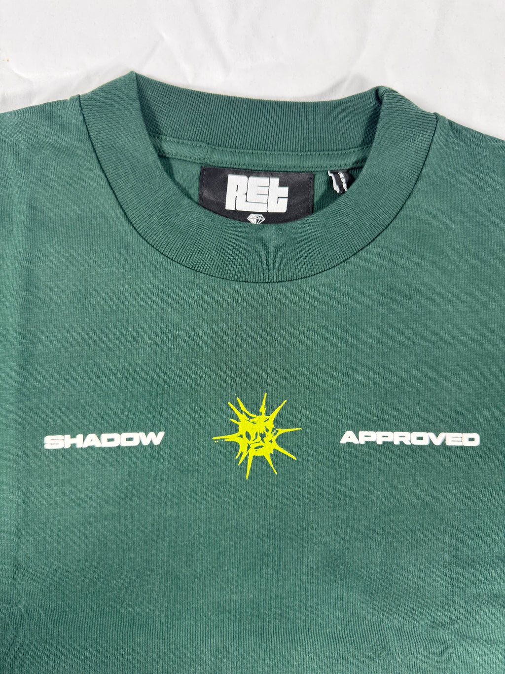 CAMISETA BOXY FIT VERDE / SHADOW