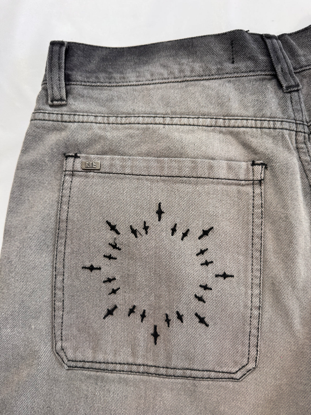 JORTS GRIS DEGRADE