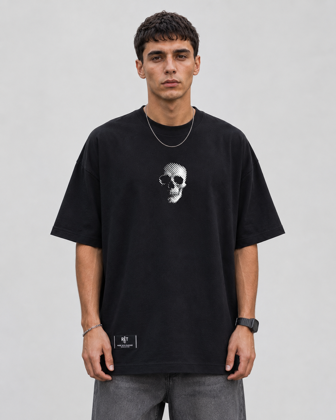 CAMISETA OVERSIZE NEGRA SKULL,