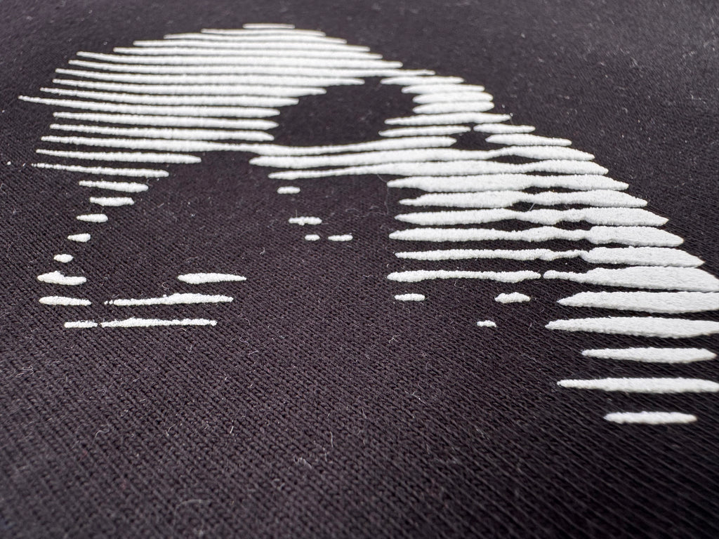 CAMISETA OVERSIZE NEGRA SKULL,