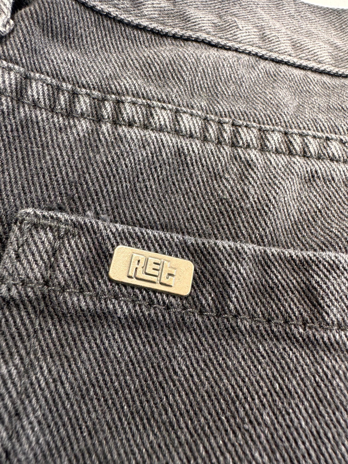 JORTS GRIS OSCURO